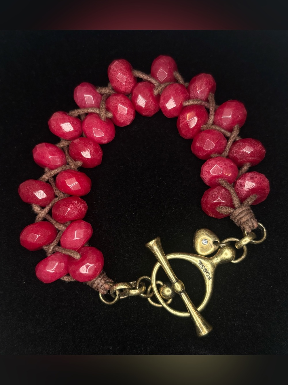 Fossil Pink Dyed Jade Woven Beaded Toggle Bracelet Heart Charm Faceted‎